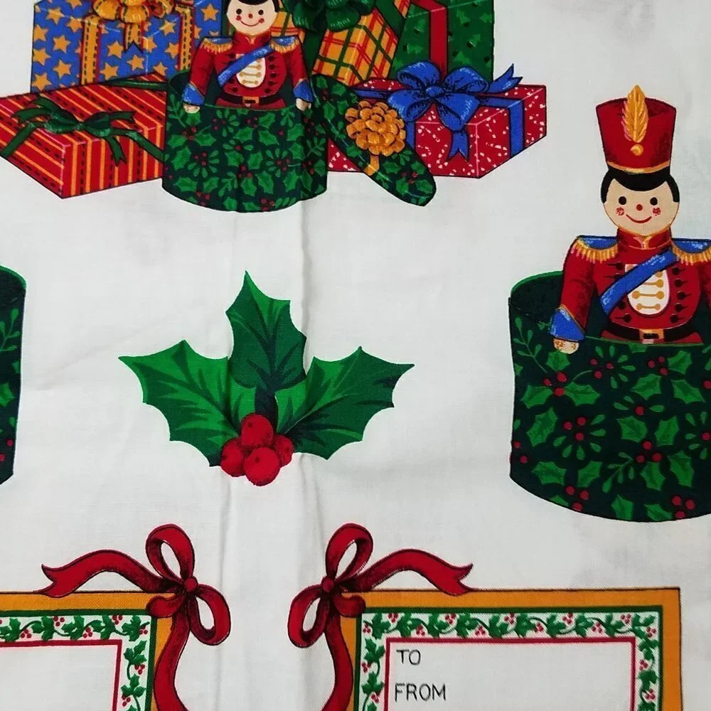 Cranston Print Works Co. Fabric Holiday Gifts Appliques 1 Yard 45